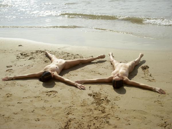Julietta and Magdalena beach contortions #1
