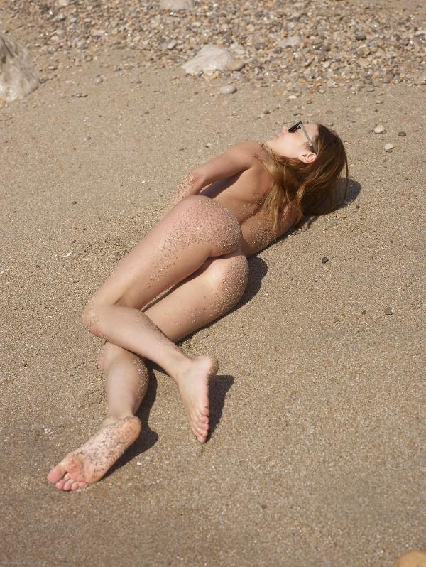 Ksenia playa nudista #18